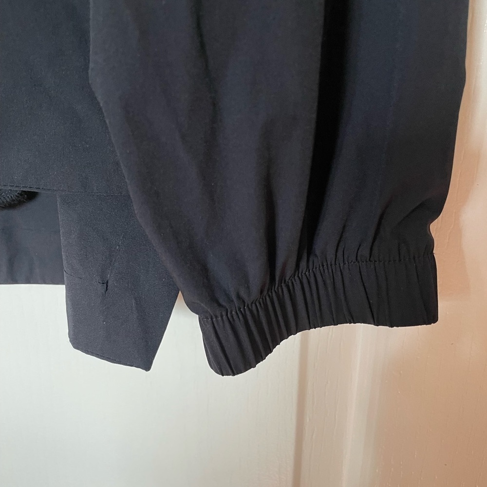 Push FWD Women's Aviate Stretch Jacket. Black size small. Excellent condition - Picture 5 of 11